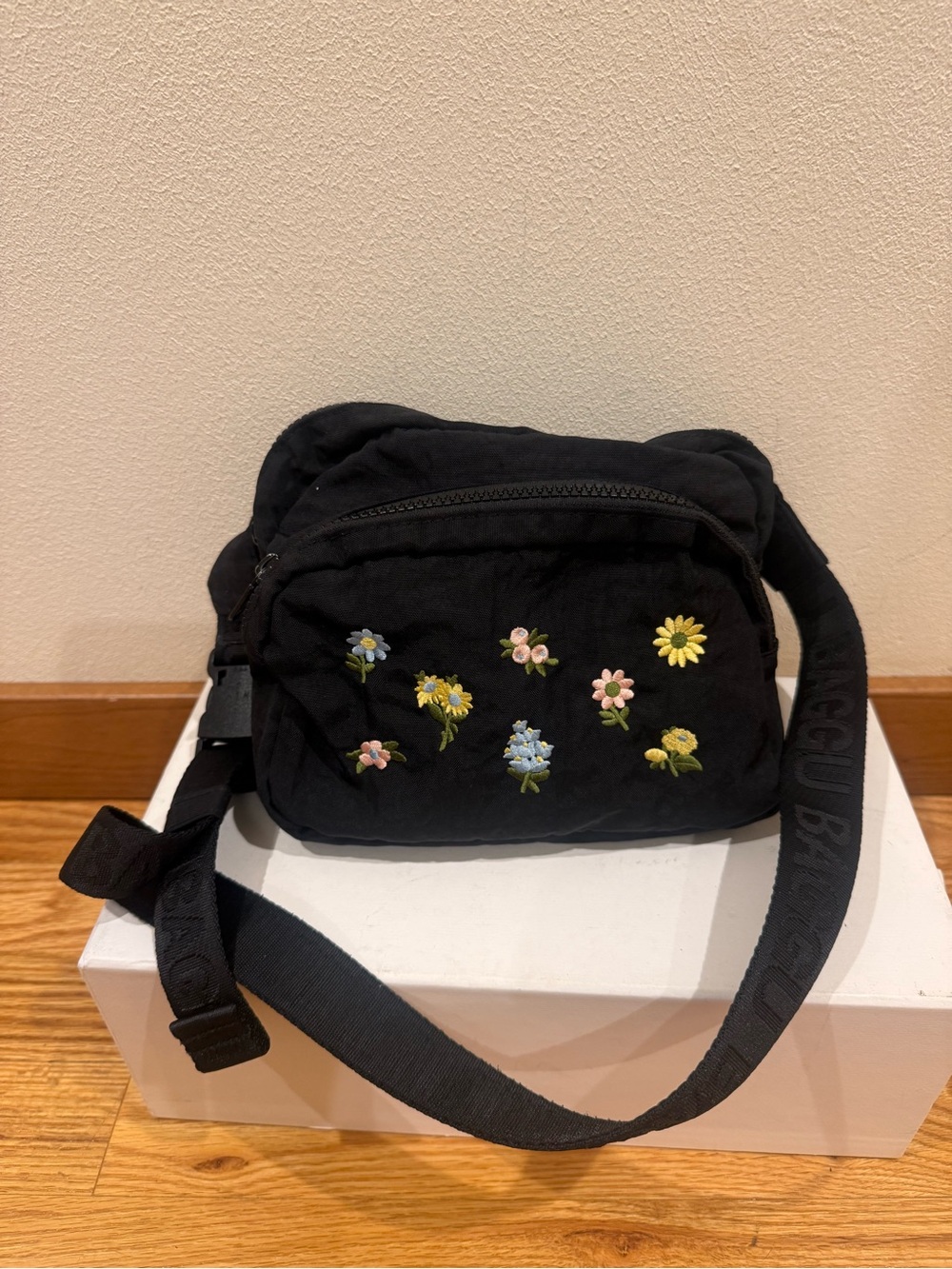 Baggu fanny pack Bag black ditsy floral embroidered design